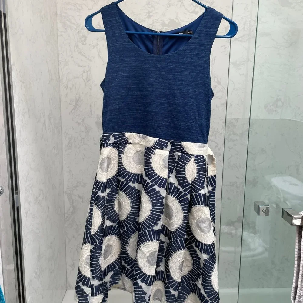 Modcloth Doe & Rae Dress - Picture 3 of 5